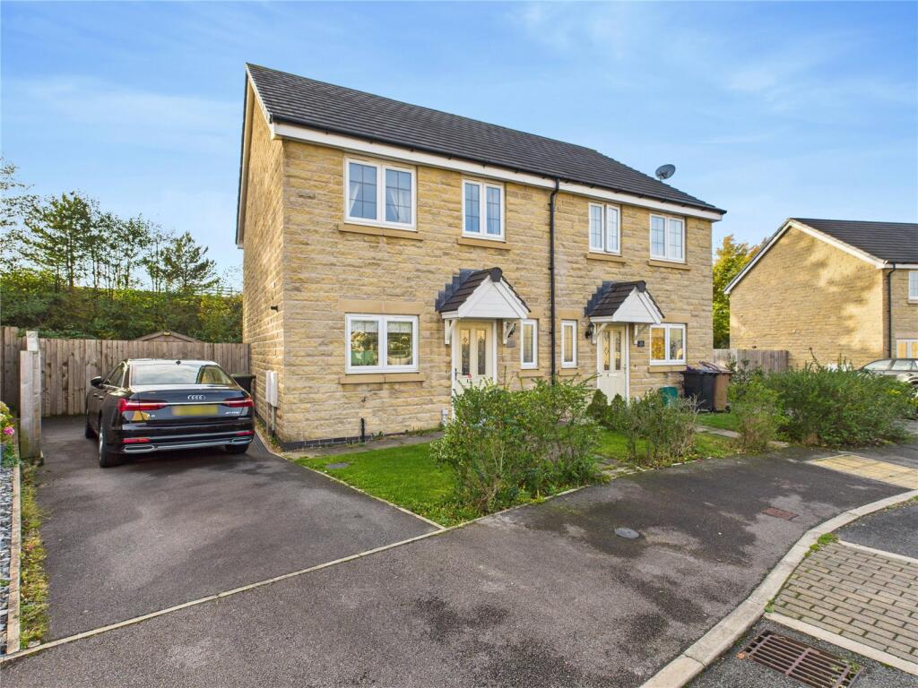 Main image of property: Rosebay Gardens, Chapel-en-le-Frith, High Peak, Derbyshire, SK23