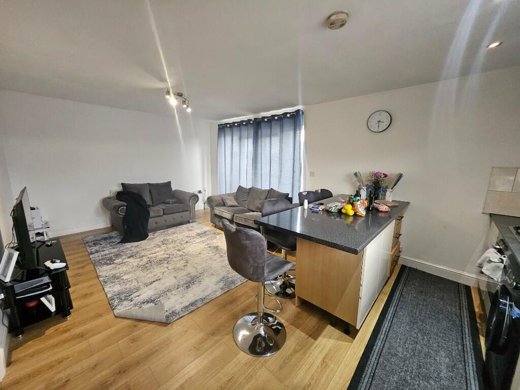 Main image of property: Flat 7, Harrison House, 211 Westwood Road, Ilford, London, IG3