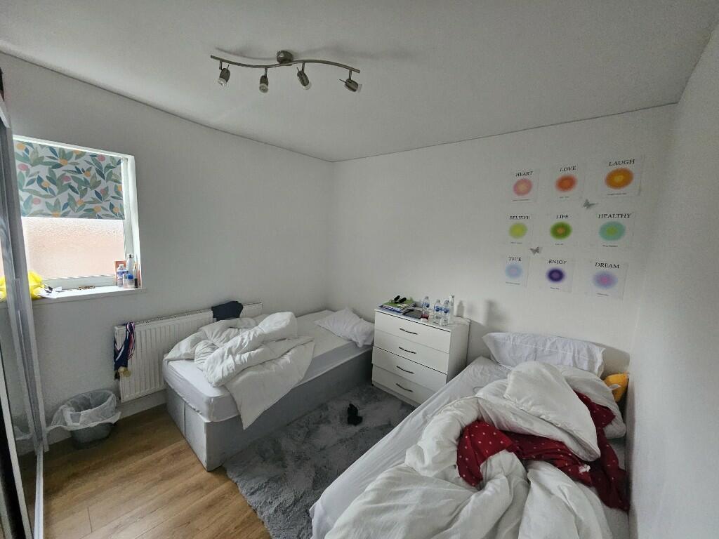 Main image of property: Flat 7, Harrison House, 211 Westwood Road, Ilford, London, IG3