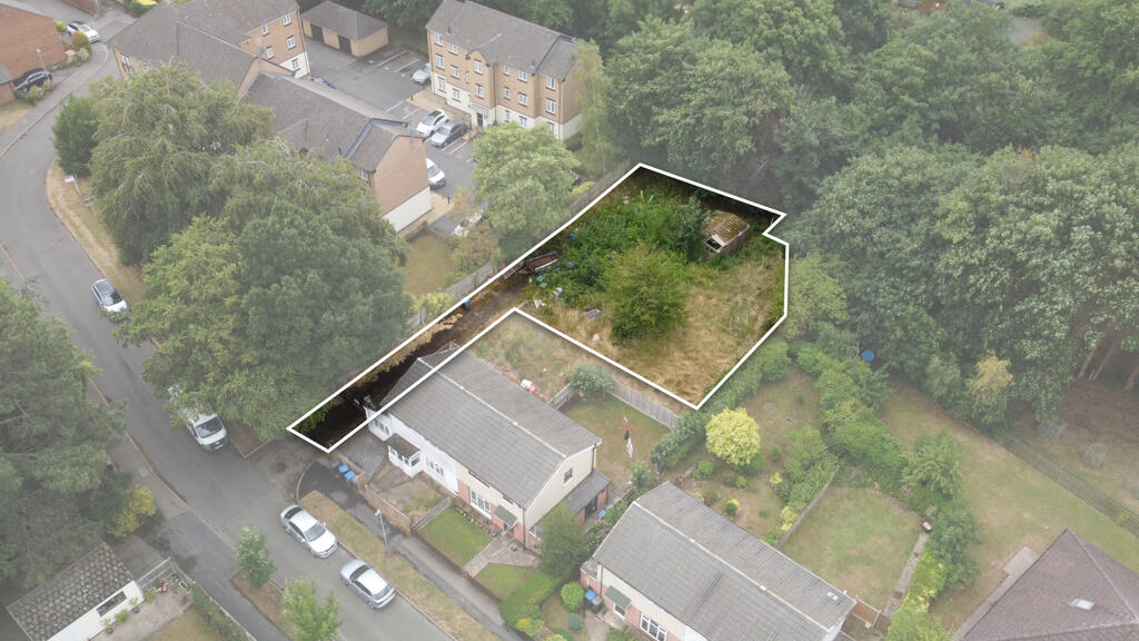 Main image of property: Land Behind, 76 Buchanan Road, Rugby, Warwickshire, CV22