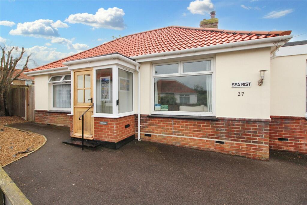 3 bedroom bungalow for sale in Pier Avenue, Southwold, Suffolk, IP18