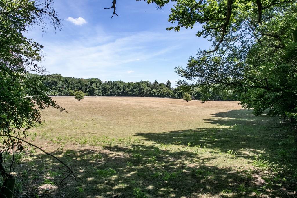 Land for sale in Welders Lane, Chalfont St. Peters, Buckinghamshire, SL9