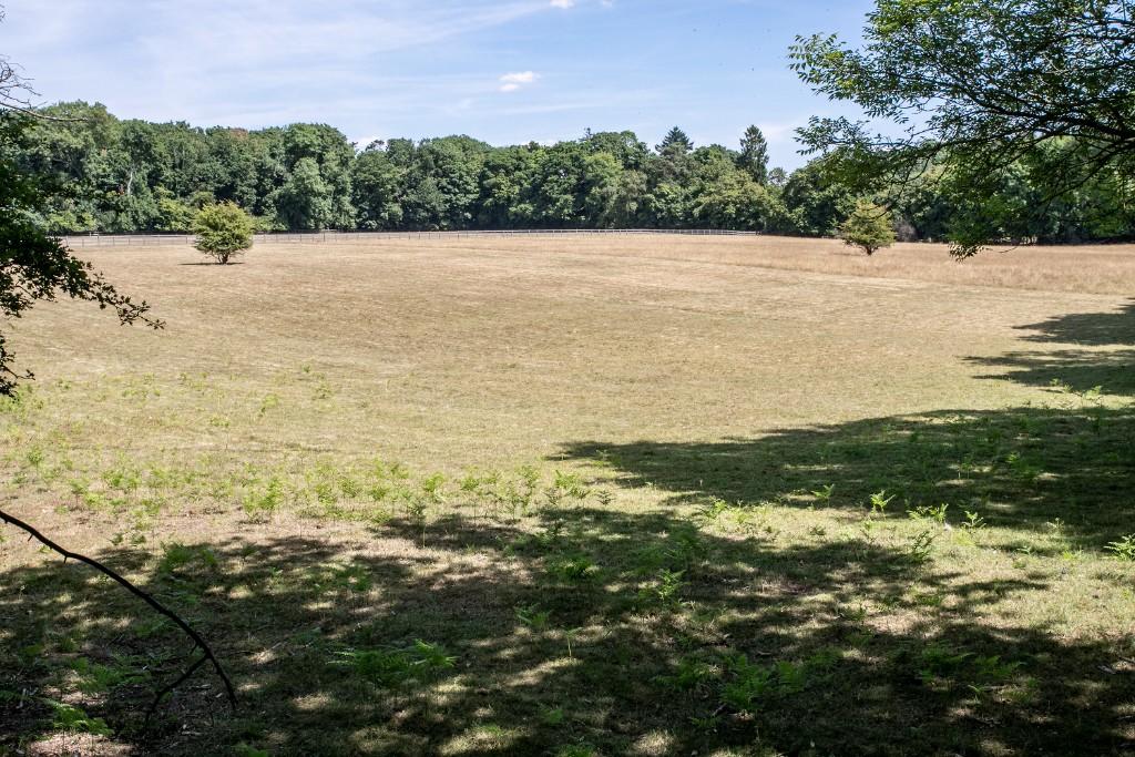 Land for sale in Welders Lane, Chalfont St. Peters, Buckinghamshire, SL9