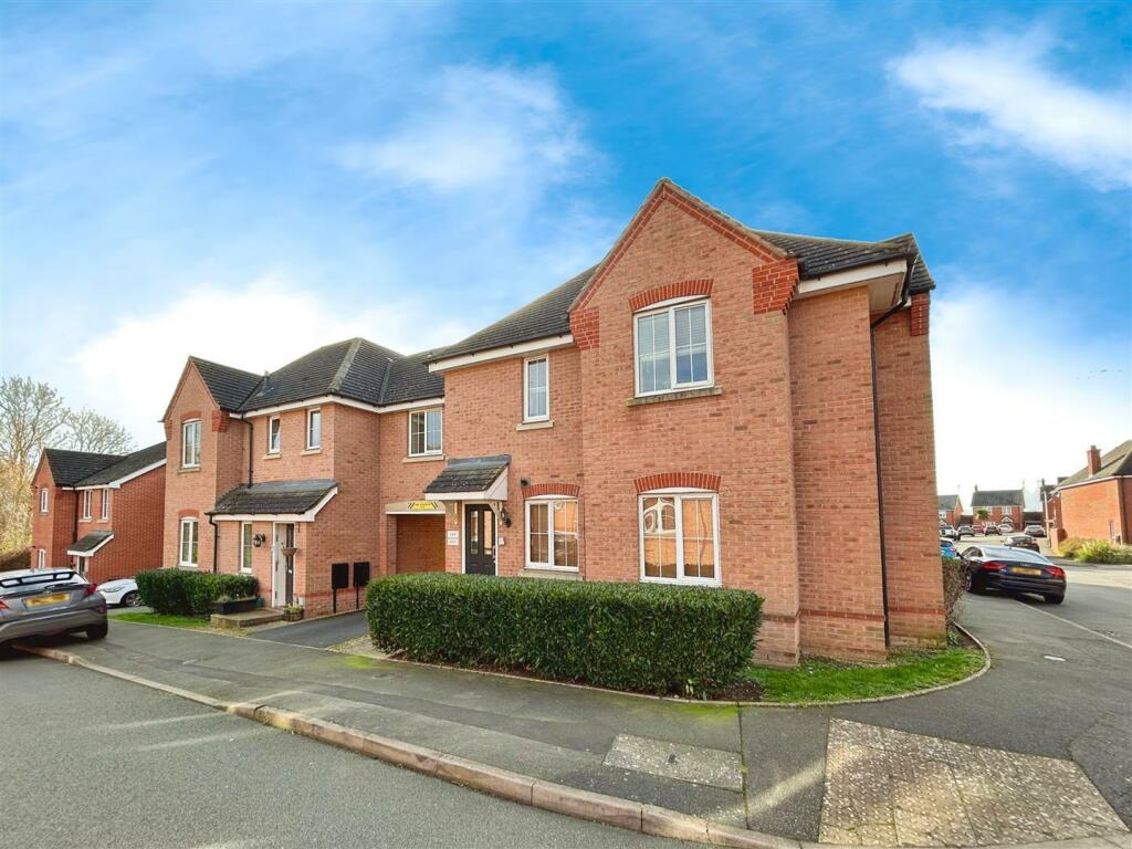 2 bedroom apartment for rent in Manders Croft, Southam, CV47