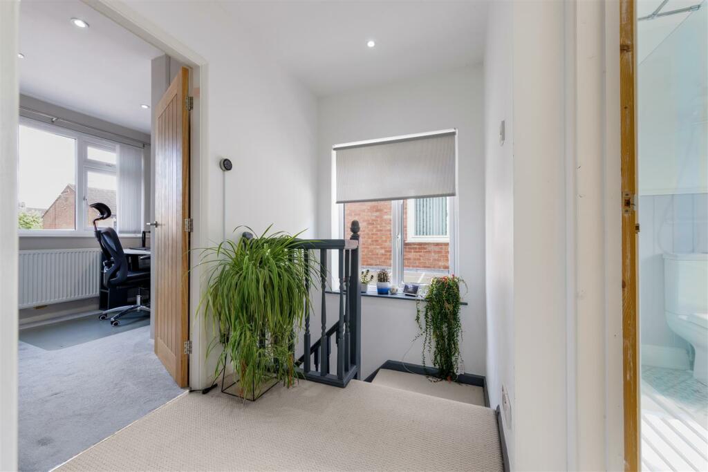 Additional property image - High View Road, Leamington Spa