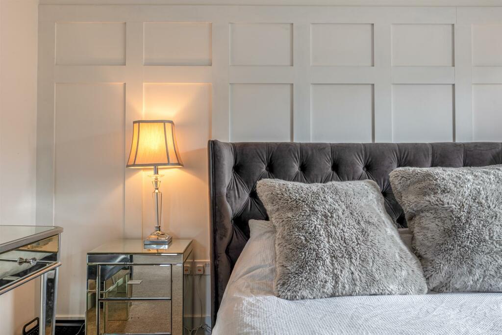 Additional property image - Kestrel Row, Southam