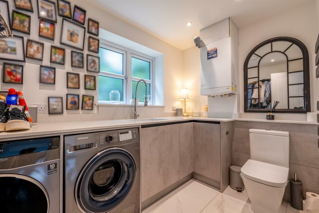 Additional property image - Kestrel Row, Southam