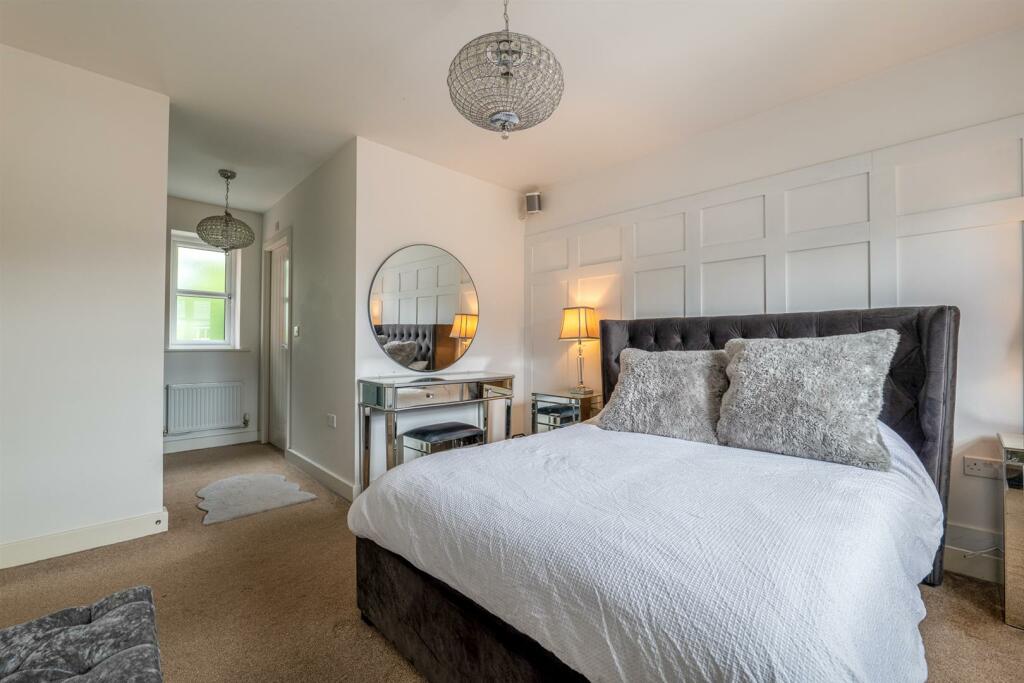 Additional property image - Kestrel Row, Southam