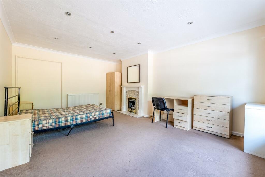 Additional property image - St. Helens Road, Leamington Spa