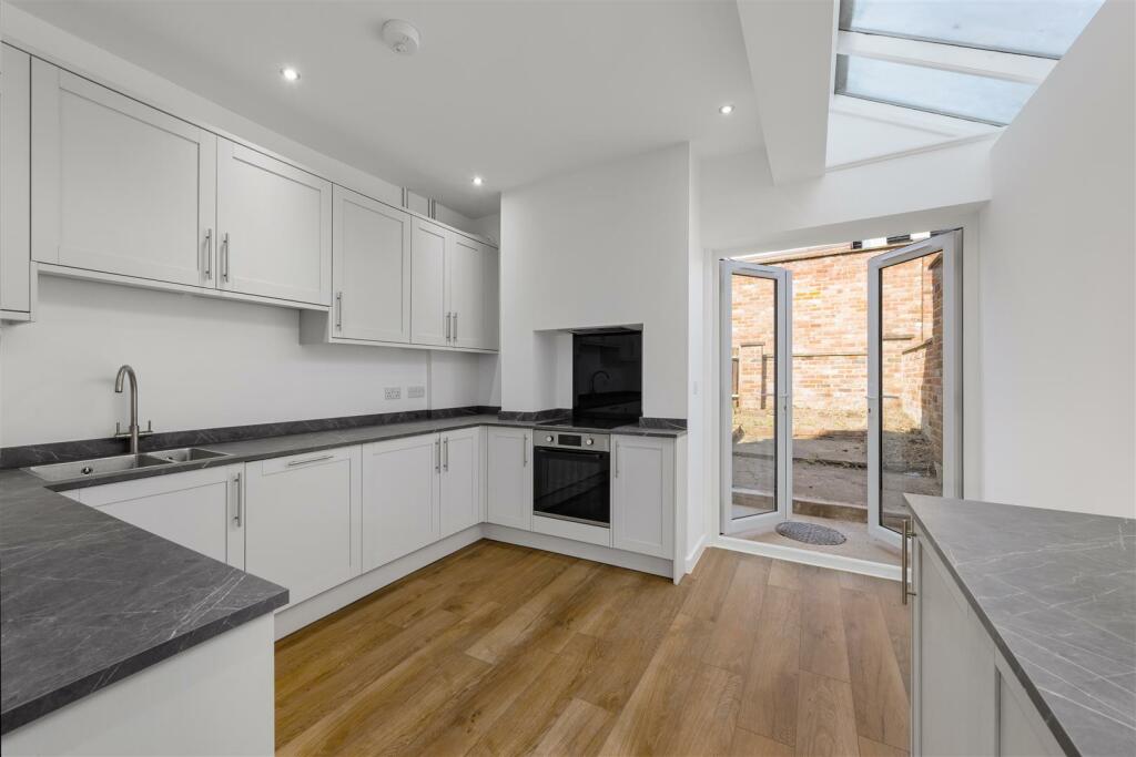 Additional property image - Clarendon Street, Leamington Spa