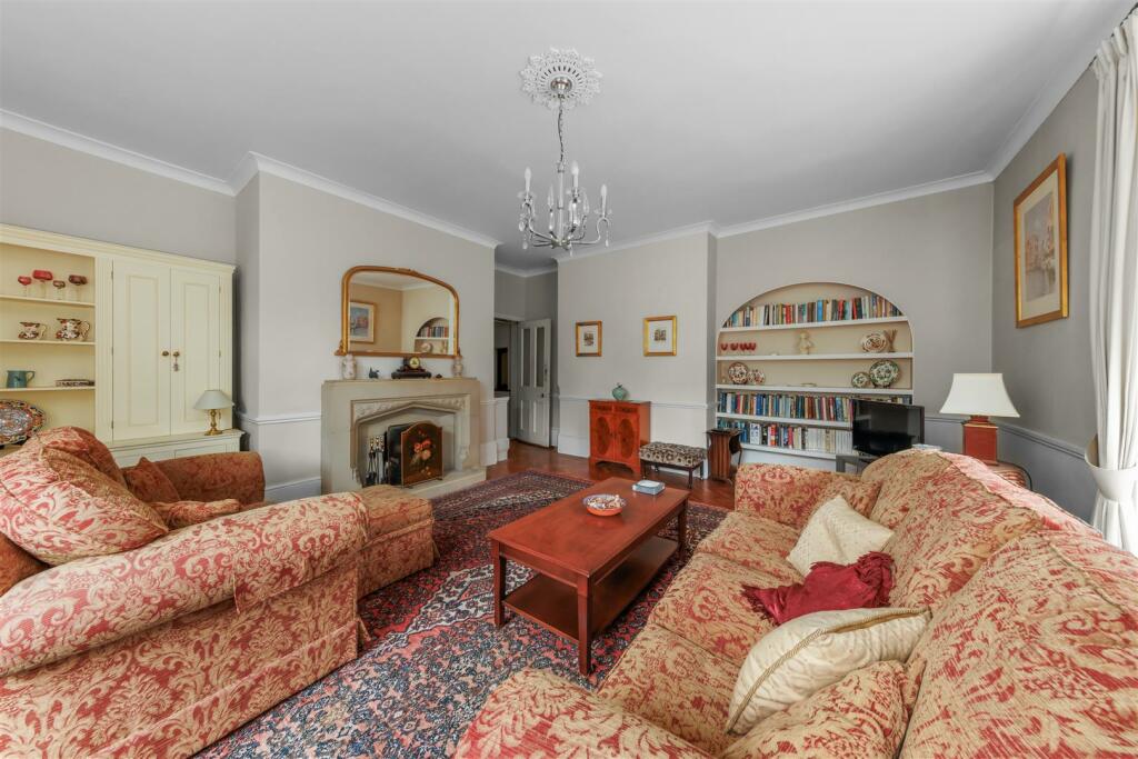 Additional property image - Clarendon Square, Leamington Spa