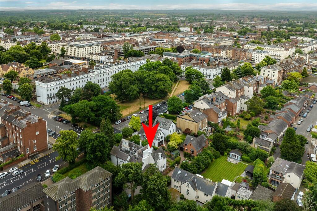 Additional property image - Clarendon Square, Leamington Spa