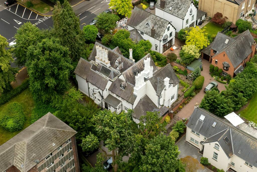 Additional property image - Clarendon Square, Leamington Spa