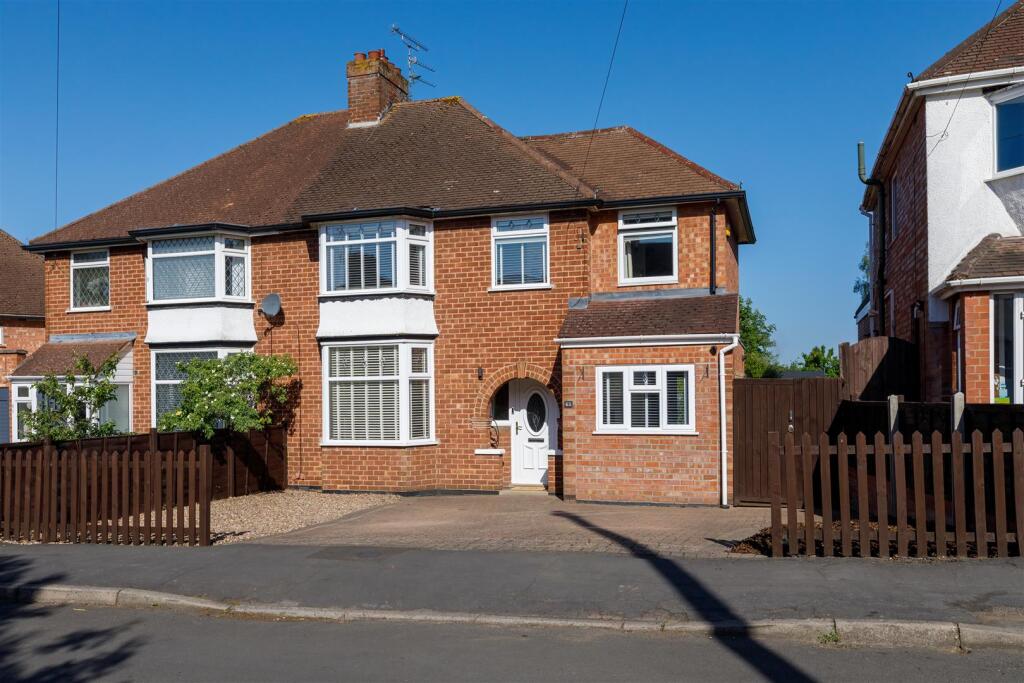 Main image of property: Kinross Road, Leamington Spa