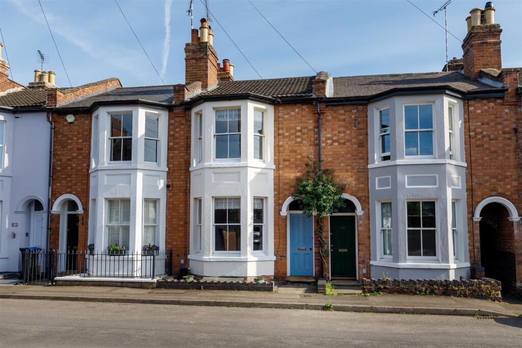 Main image of property: Plymouth Place, Leamington Spa