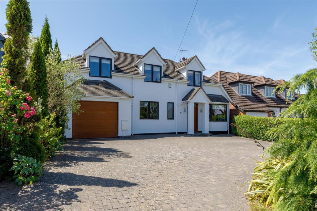 Main image of property: Kenilworth Road, Cubbington, Leamington Spa