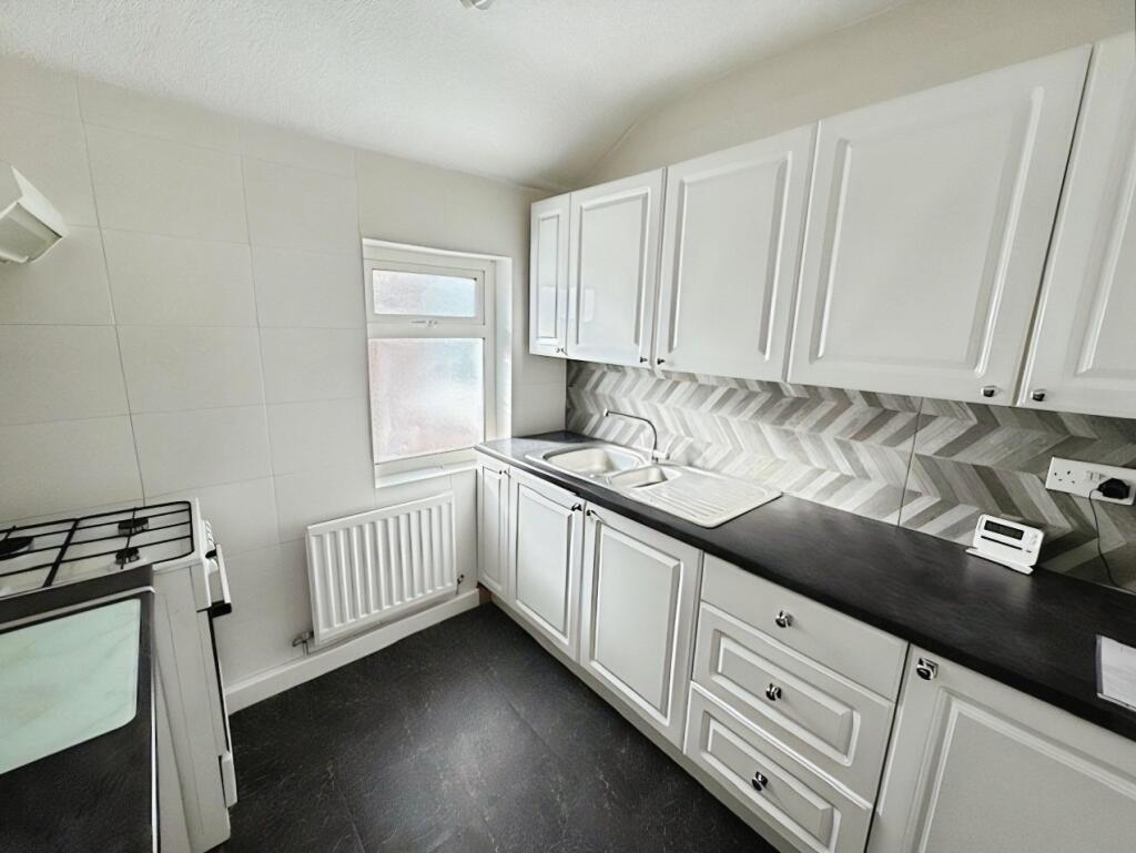 Main image of property: Victoria Road East, Thornton-Cleveleys, Lancashire, FY5