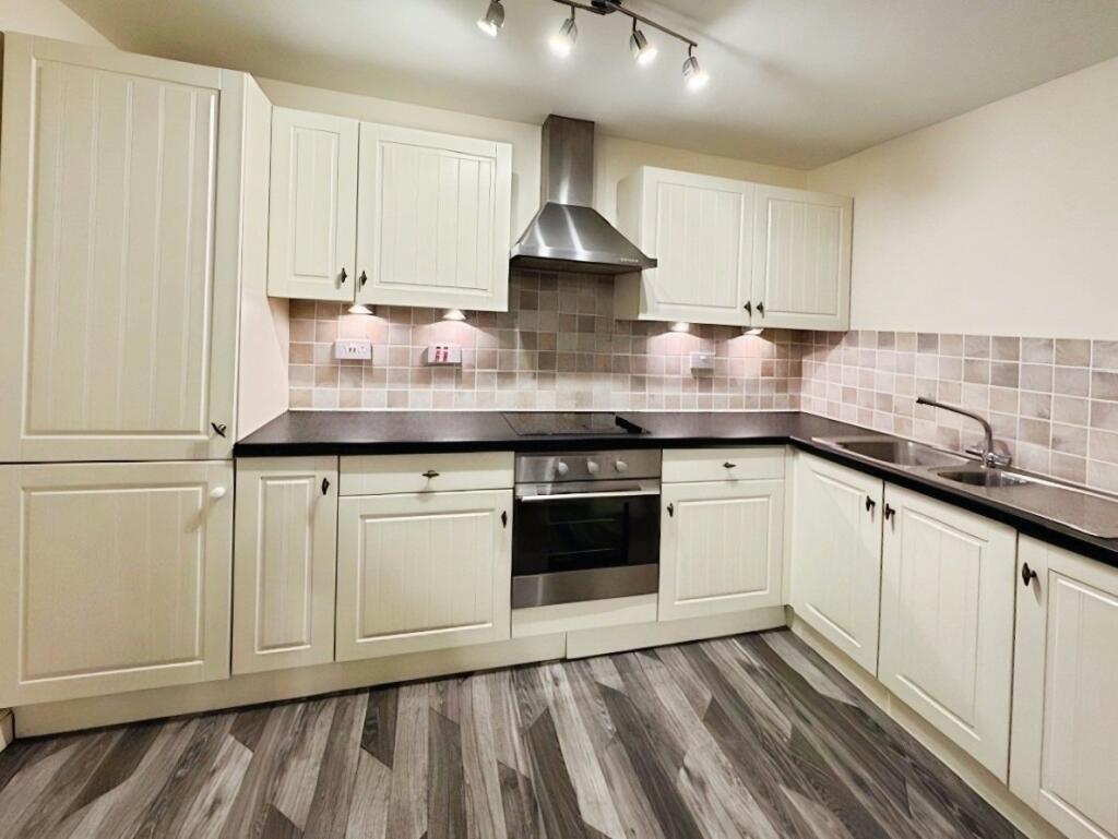 Main image of property: Blackpool Old Road, Poulton-le-Fylde, Lancashire, FY6