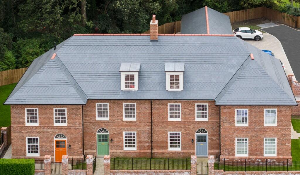 4 bedroom town house for sale in Lambton Park Bowes Gate Drive Lambton