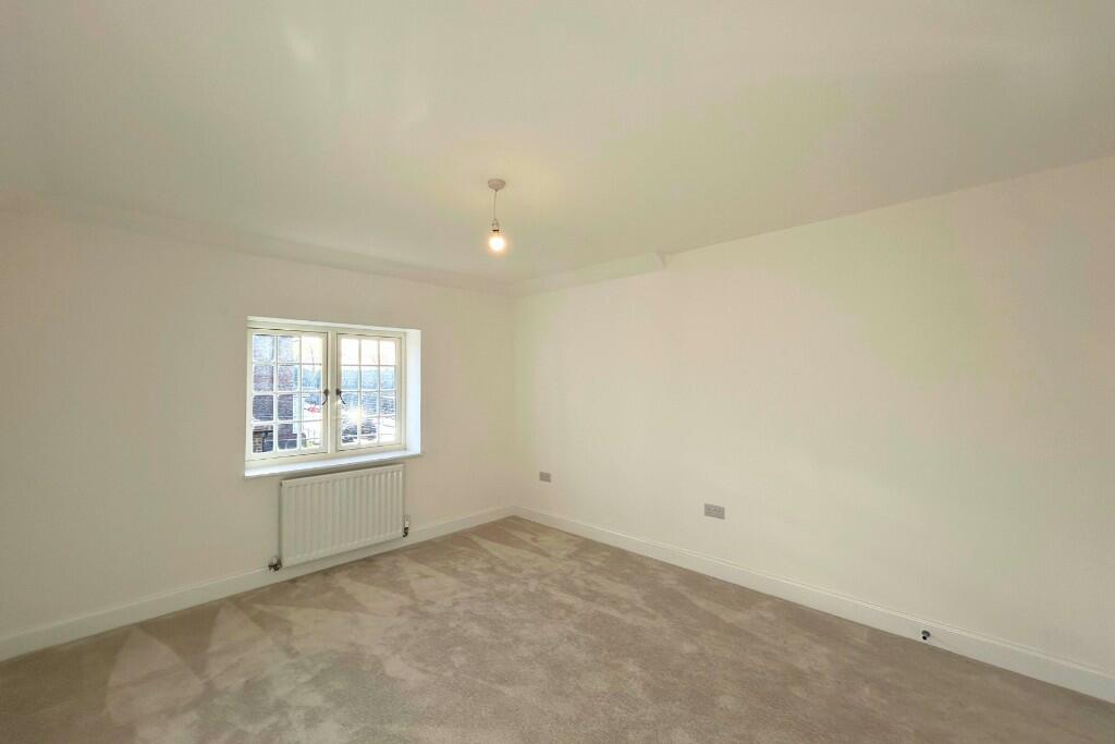 Additional property image - Lambton Park
Bowes Gate Drive
Lambton Park
DH3 4DS