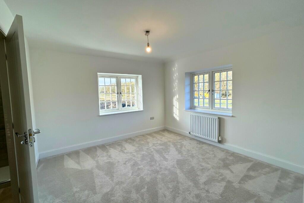 Additional property image - Lambton Park
Bowes Gate Drive
Lambton Park
DH3 4DS