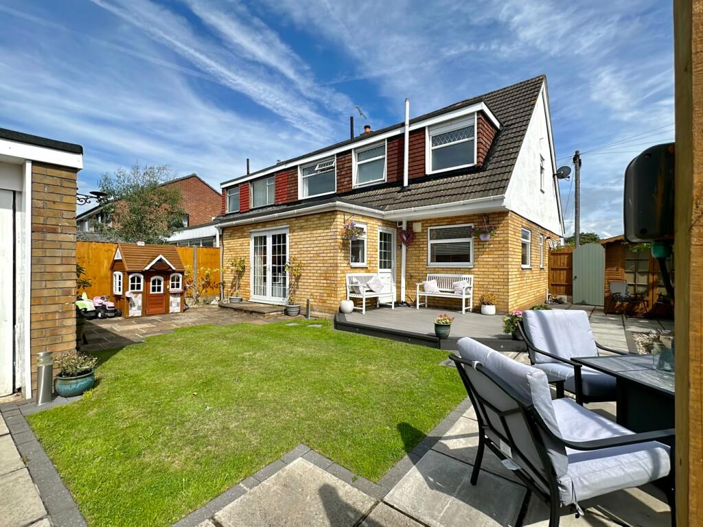 4 bedroom semidetached house for sale in Buckfast Drive, Formby