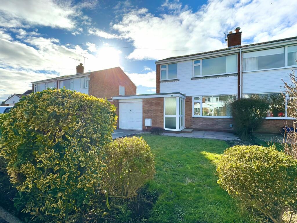 3 bedroom semidetached house for sale in Foxhill Close, Formby