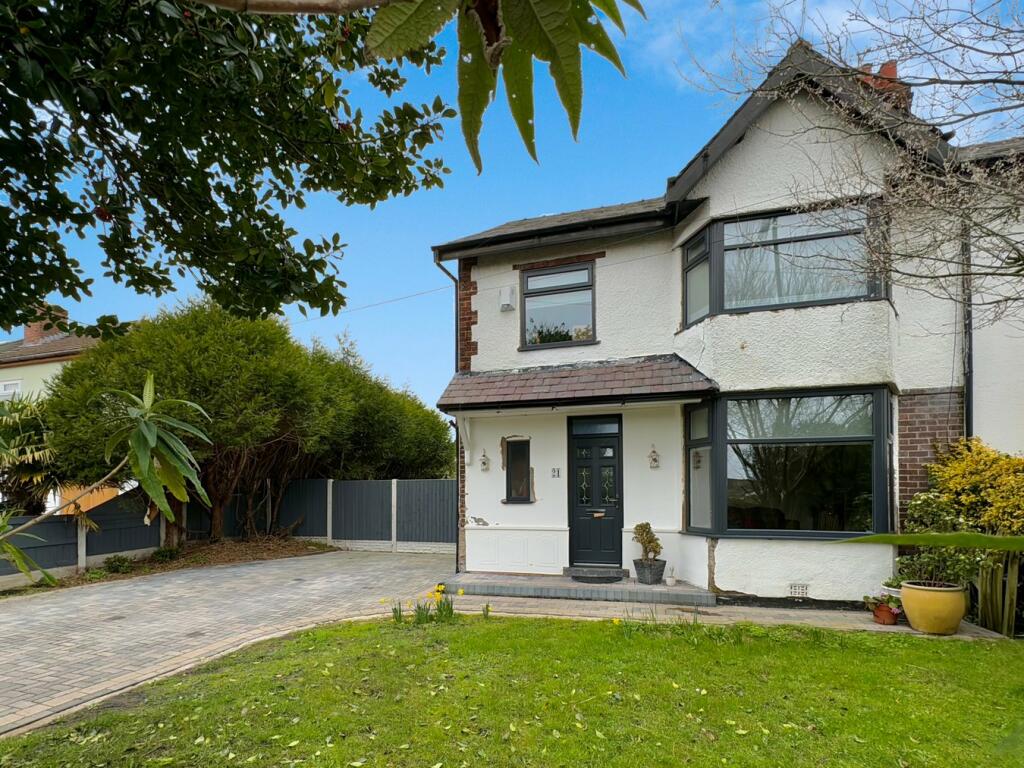 4 bedroom semidetached house for sale in Altcar Road, Formby