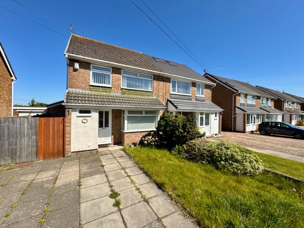 Main image of property: Glenmarsh Way, Formby, Liverpool, L37