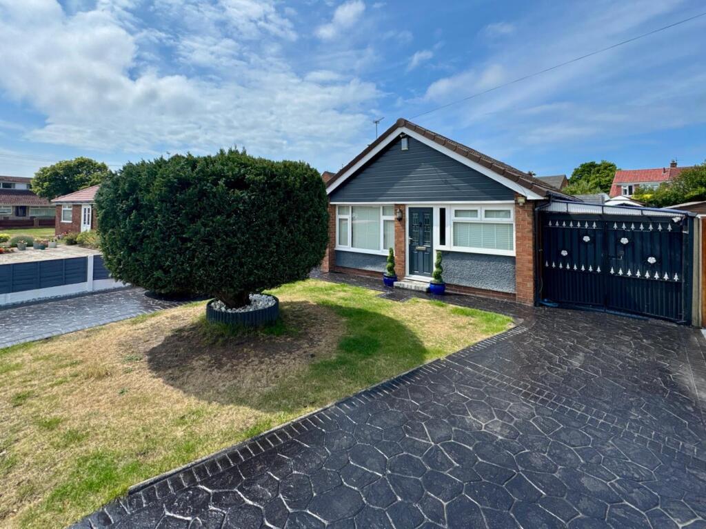 Main image of property: Monks Close, Formby, Liverpool, L37