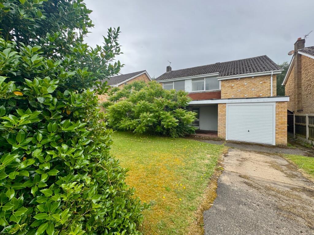 Main image of property: Gorse Way, Formby, Liverpool, L37