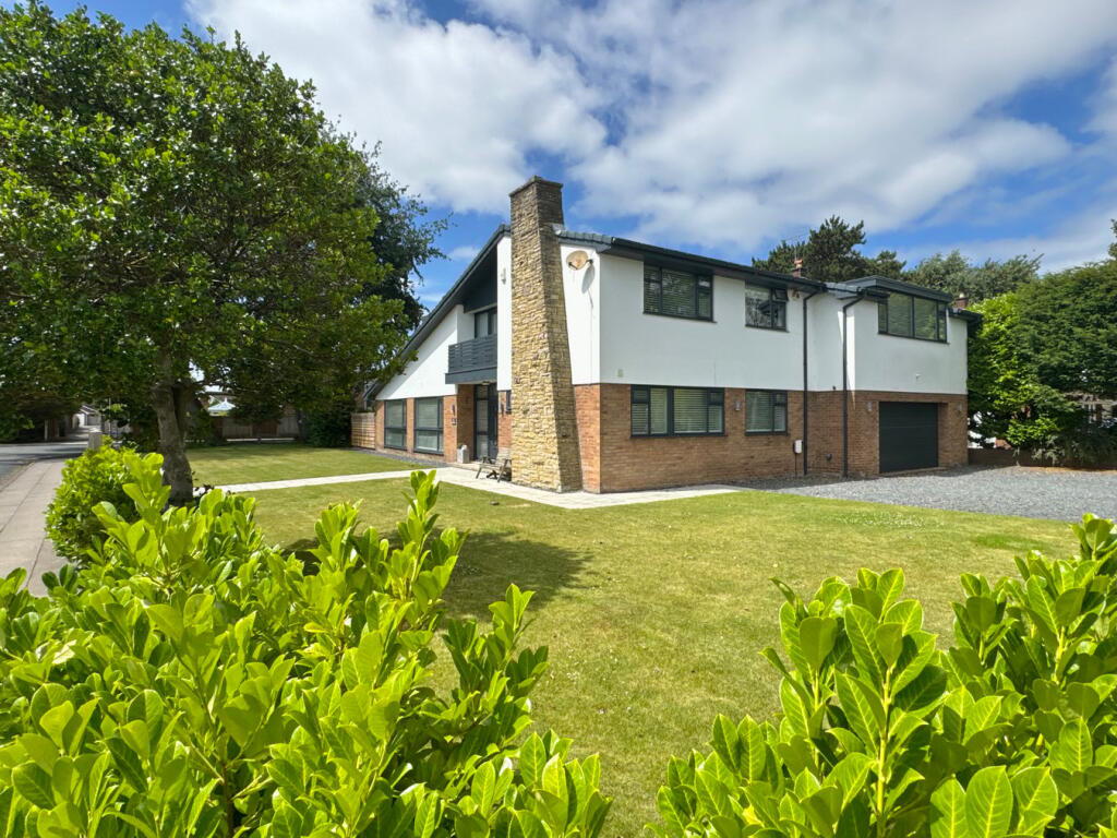 Main image of property: Firs Link, Formby, Liverpool, L37