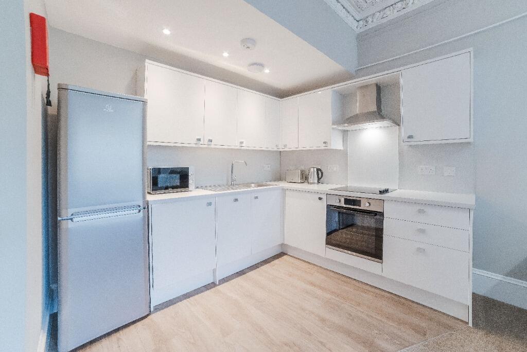 3 bedroom flat for rent in Viewforth Square, Bruntsfield, Edinburgh, EH10
