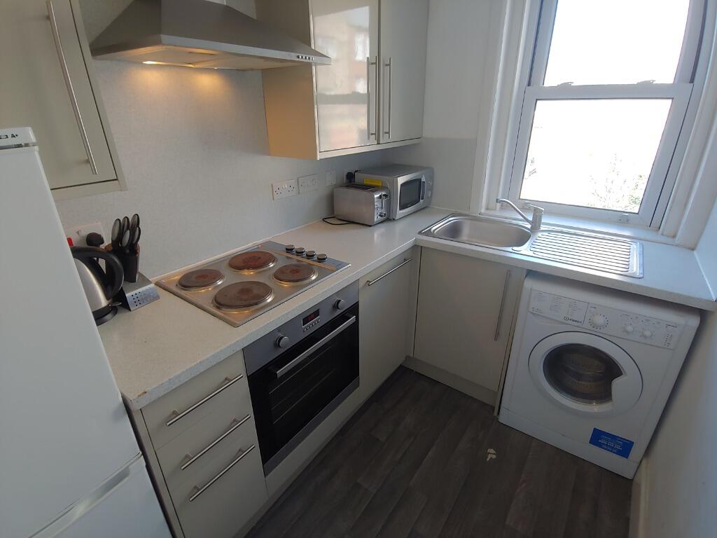 3 bedroom flat for rent in Potterrow, Newington, Edinburgh, EH8