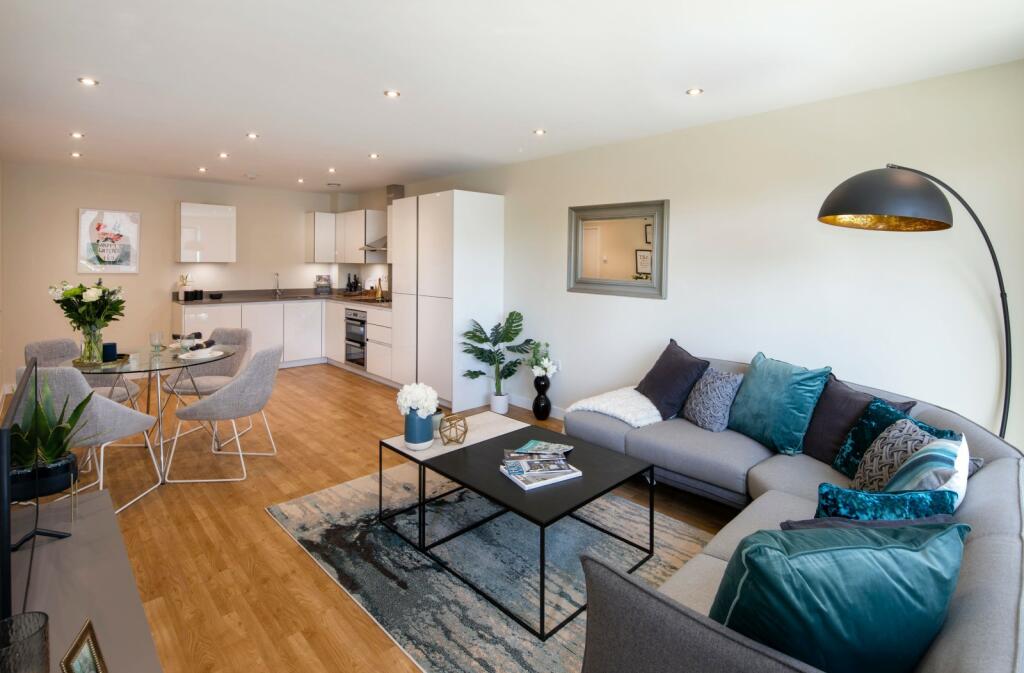 2 bedroom apartment for rent in 2 bedroom property in St Andrews Road, Uxbridge, UB10
