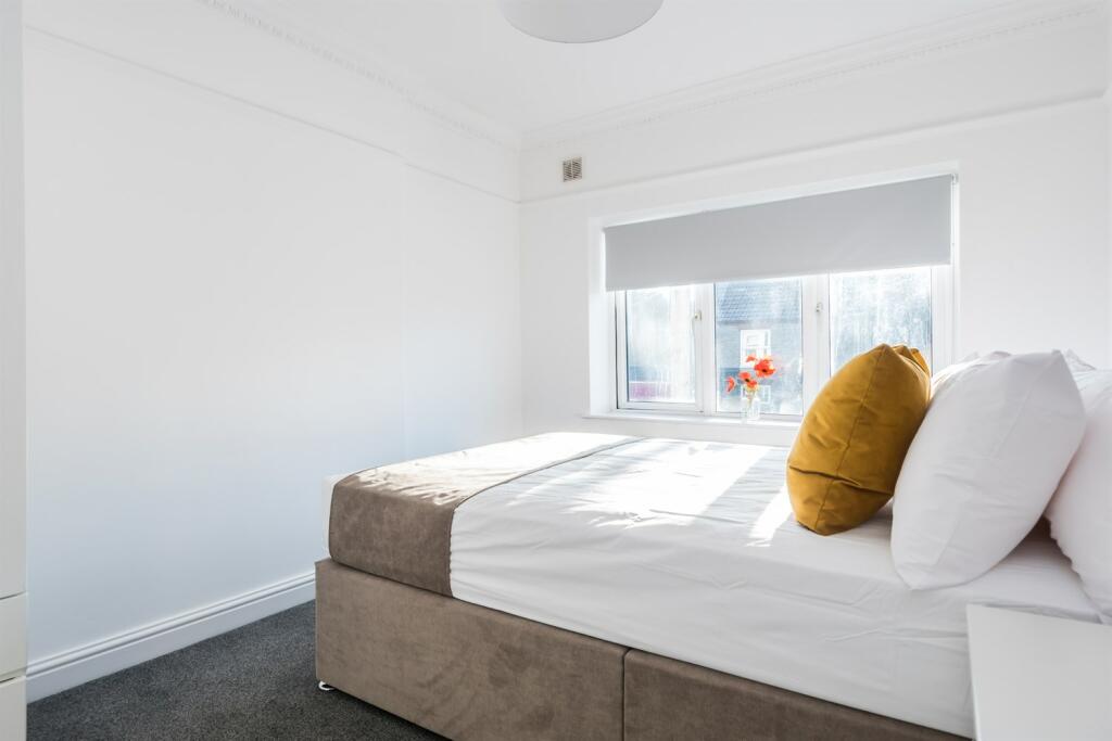 Additional property image - 3 bedroom Terraced House in Staple Hill Road, Fishponds
