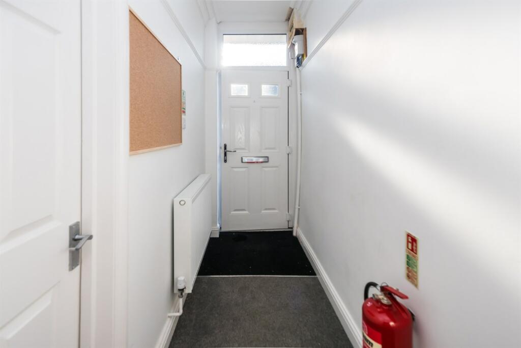 Additional property image - 3 bedroom Terraced House in Staple Hill Road, Fishponds