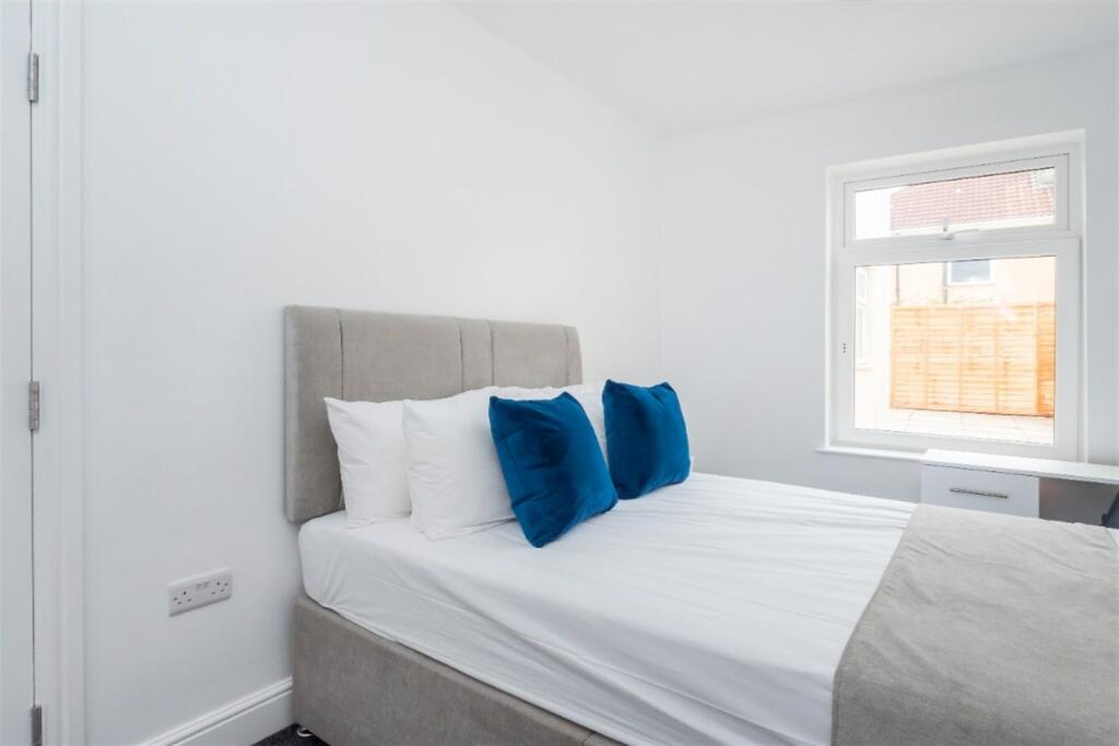 Additional property image - 3 bedroom Terraced House in Beaufort Street, Bristol