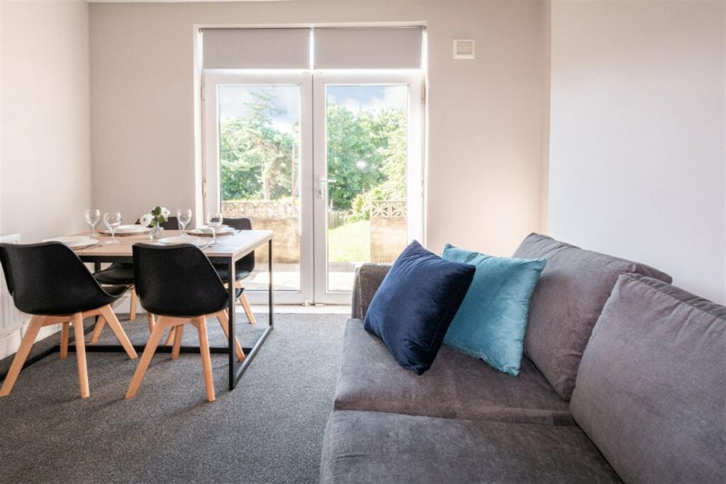 Additional property image - 4 bedroom Semi Detached House in Jean Road, Bristol