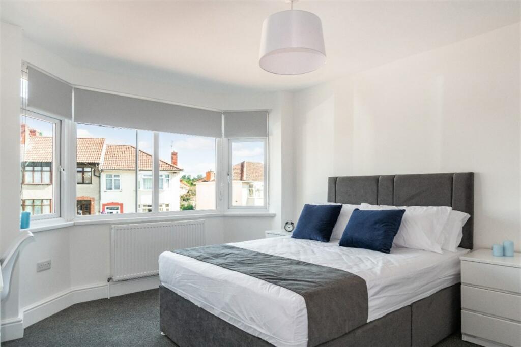 Additional property image - 4 bedroom Semi Detached House in Jean Road, Bristol