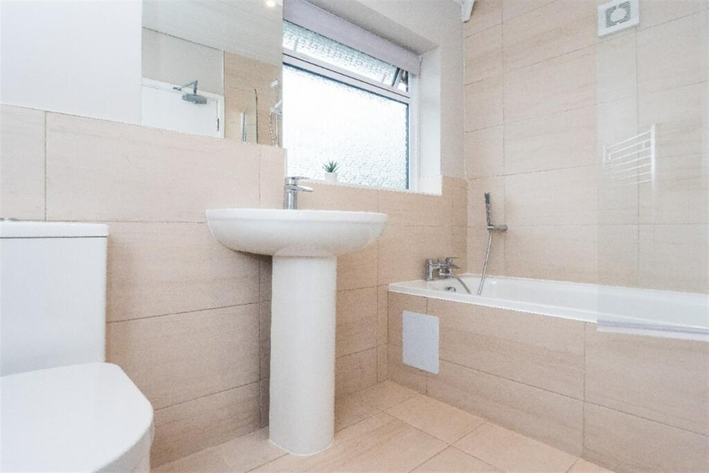 Additional property image - 4 bedroom Semi Detached House in Greystoke Avenue, Bristol