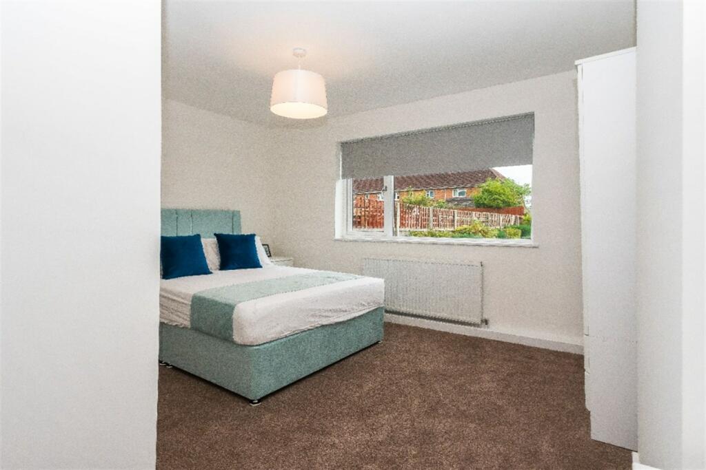 Additional property image - 4 bedroom Semi Detached House in Greystoke Avenue, Bristol