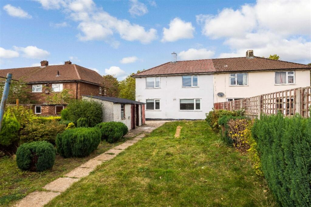 Additional property image - 4 bedroom Semi Detached House in Greystoke Avenue, Bristol