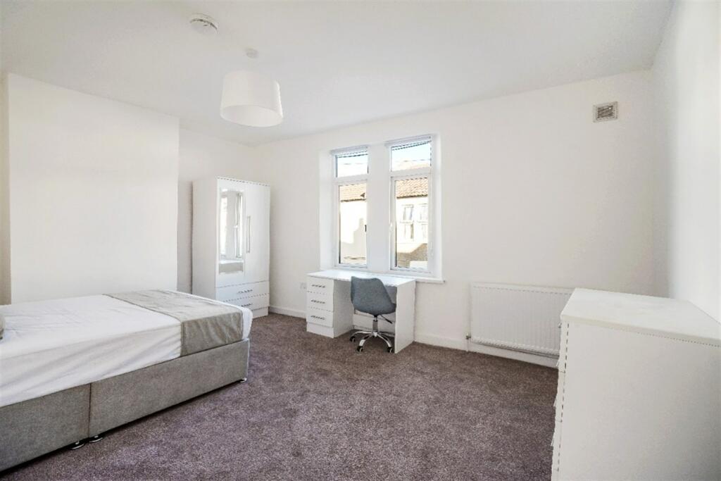 Additional property image - 3 bedroom Terraced House in Dartmoor Street, Bristol