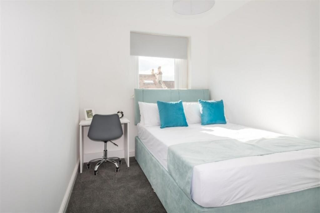Additional property image - 4 bedroom Terraced House in Balmain Street, Bristol