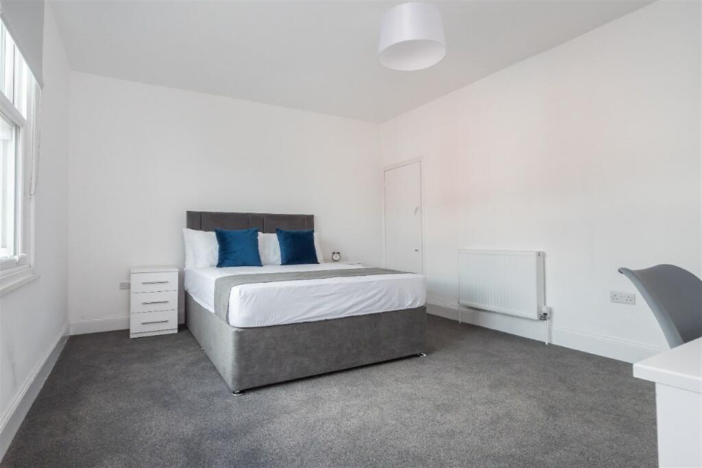 Additional property image - 4 bedroom Terraced House in Balmain Street, Bristol