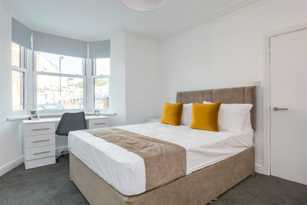 Additional property image - 4 bedroom Terraced House in Balmain Street, Bristol