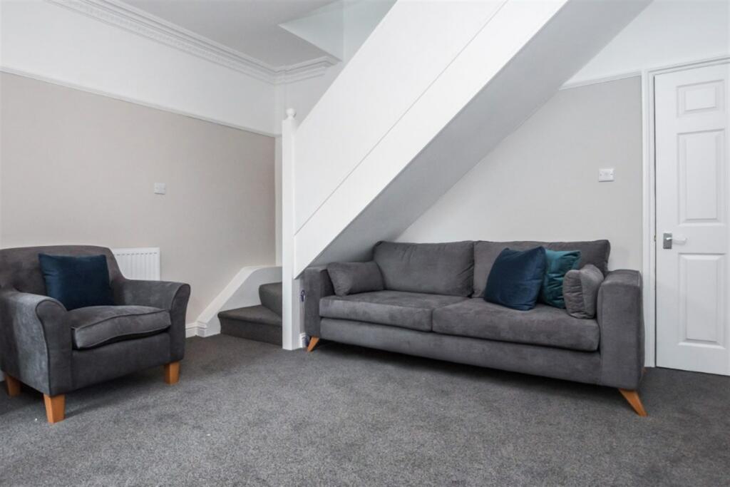 Additional property image - 3 bedroom Terraced House in Staple Hill Road, Fishponds