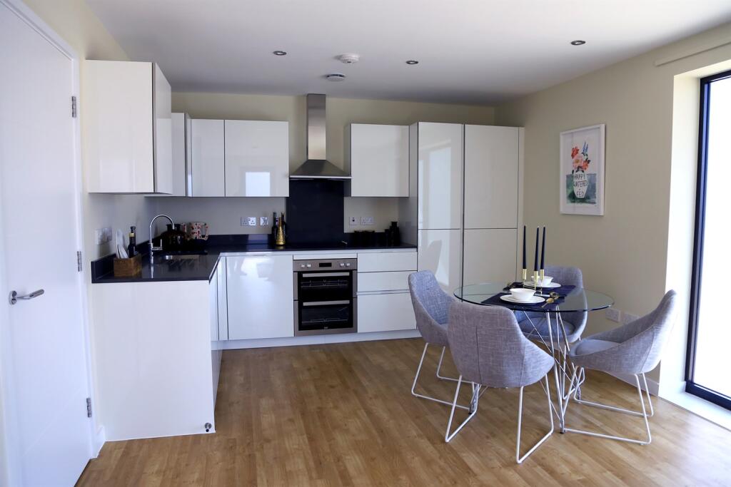 Main image of property: 1 bedroom property in St Andrews Road, Uxbridge