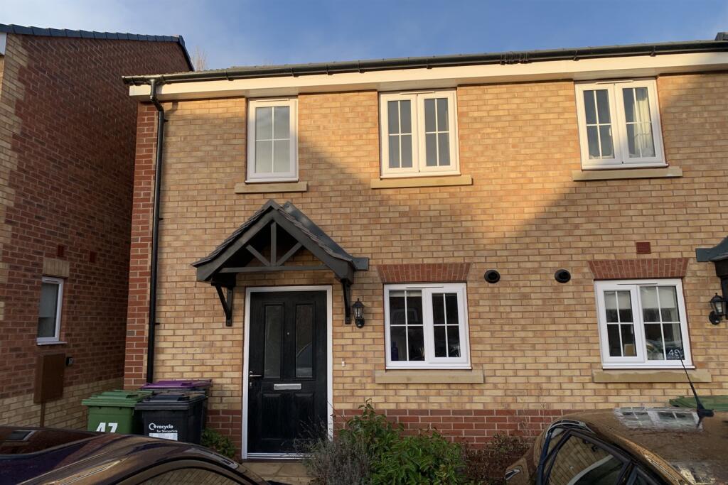 Main image of property: 2 bedroom Semi Detached House in Gardeners Place, Shrewsbury 